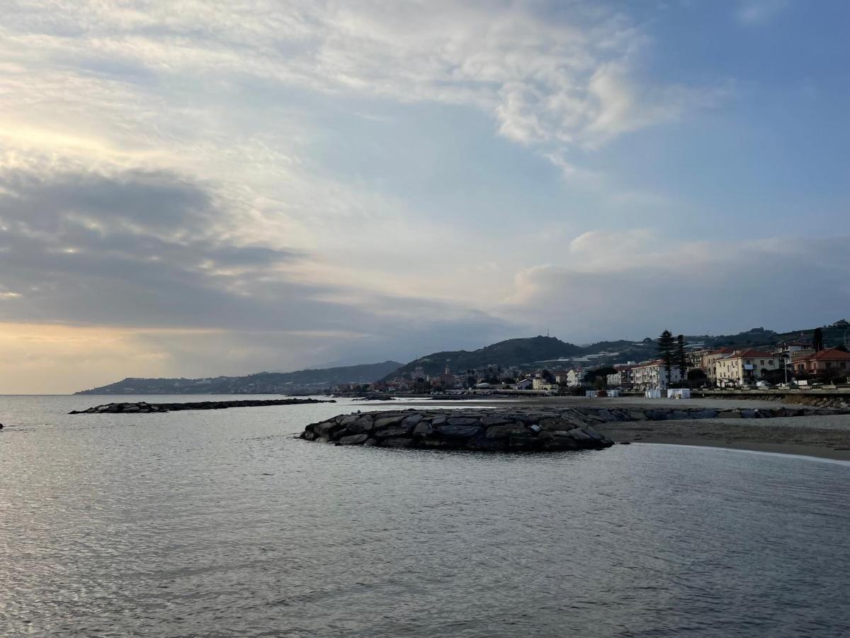Bistrot Del Mare Leilighet Santo Stefano al Mare Eksteriør bilde