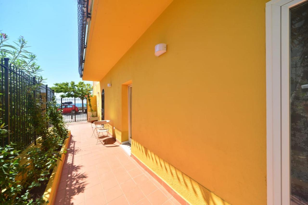 Bistrot Del Mare Leilighet Santo Stefano al Mare Eksteriør bilde